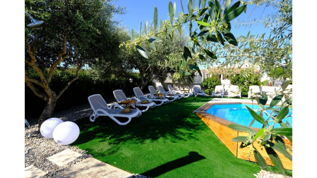Tenuta Con Due Abitazioni Indipendenti Martina Franca Exterior foto